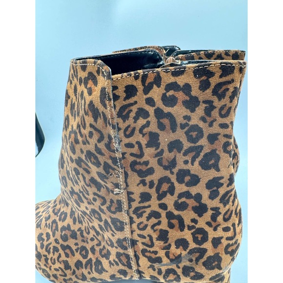 Laine Bryant Leopard Ankle Boots Tan Women's Size 8W - Picture 3 of 9